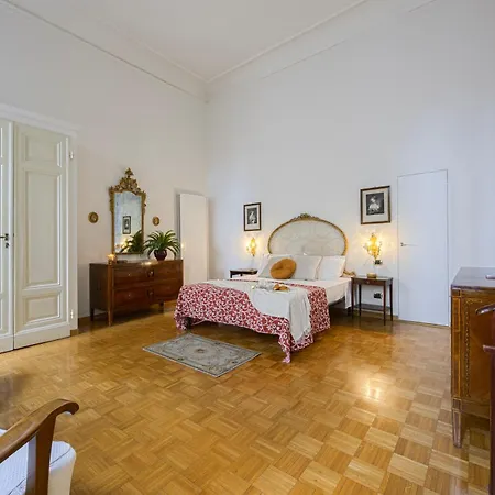 Ferienwohnung Lungarno Prestige - Residenza Nobiliare Florenz Exterior foto
